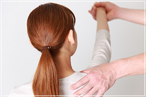 特典１ あなたの症状に合わせたストレッチや自身で出来るほぐし方をお伝えします。